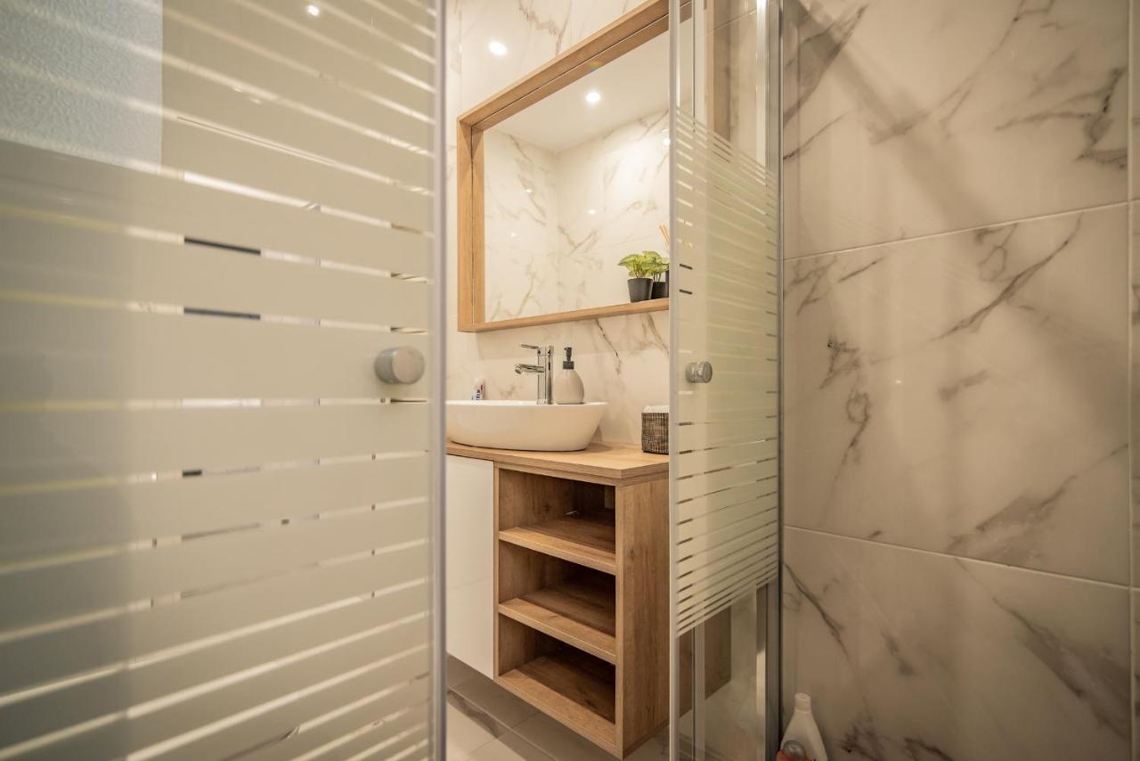 Apollo'S Apartment On Radio City Midas Home سالونيك المظهر الخارجي الصورة